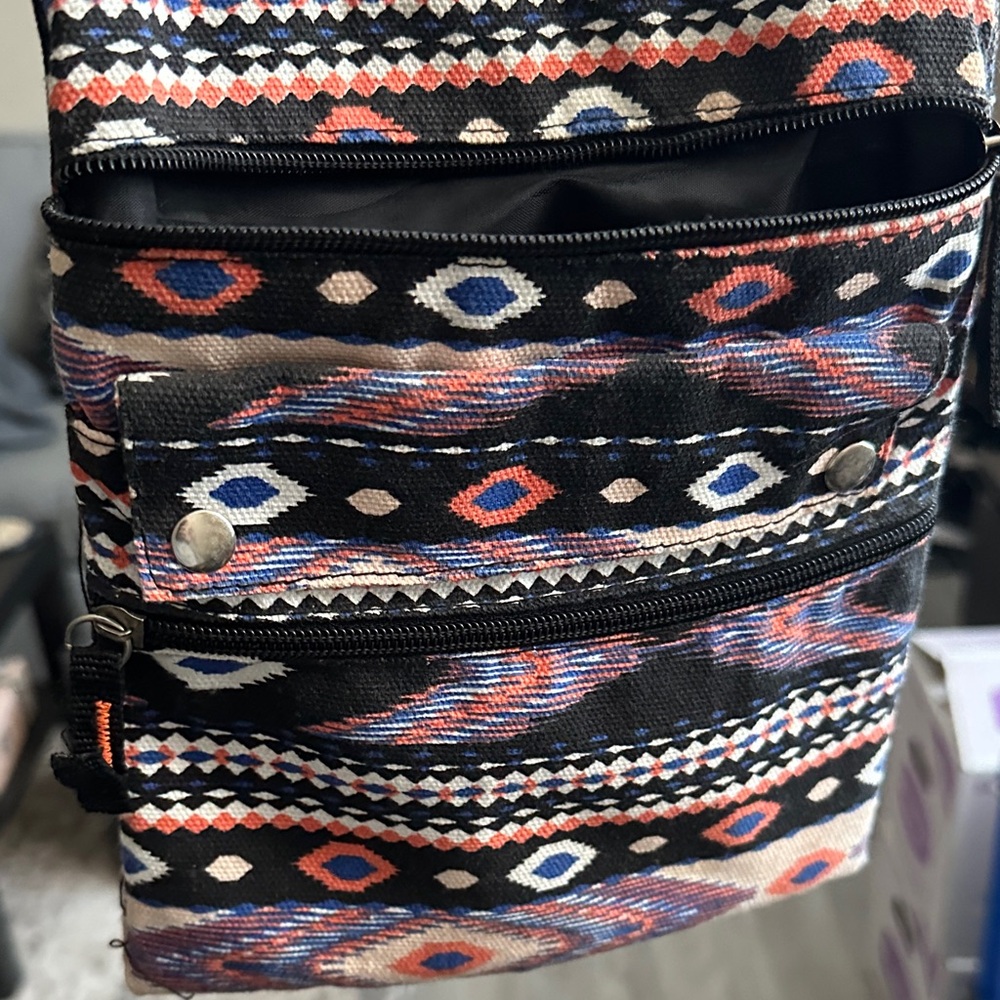 Aztec Patterned Bag - image 4